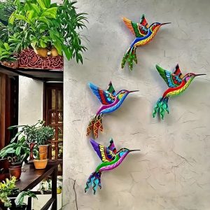 4-piece Vivid 3D Hummingbird Wall Art Set, 4-Piece Iron Garden Decor for Patio, Home, Festive Party Supplies